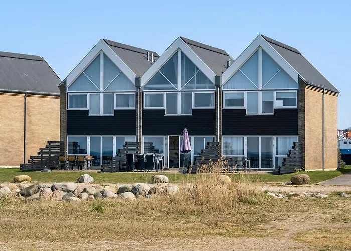 Apartman Ninne - 50m From The Sea By Interhome