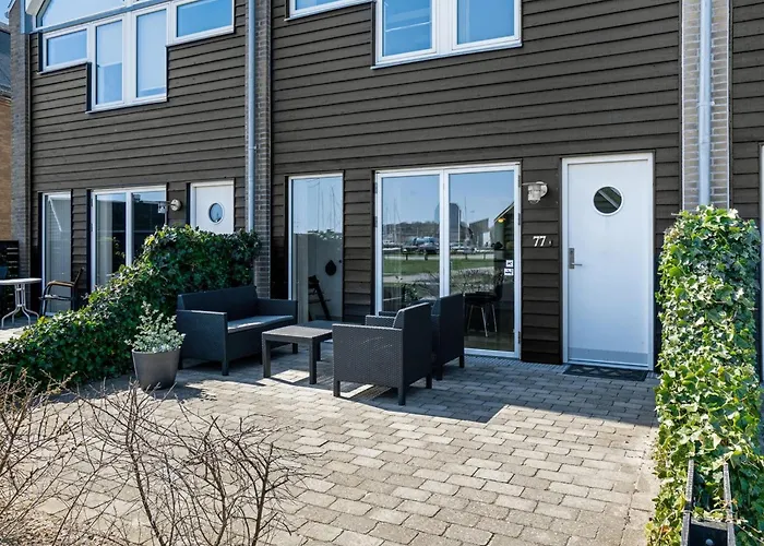 Apartman Ninne - 50m From The Sea By Interhome